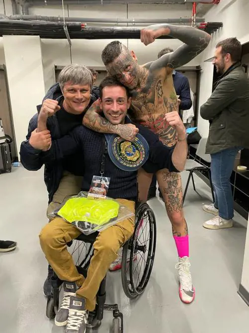Il "Mosquito" sale sul ring per il titolo e per i disabili