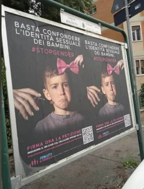 I manifesti apparsi a Bologna