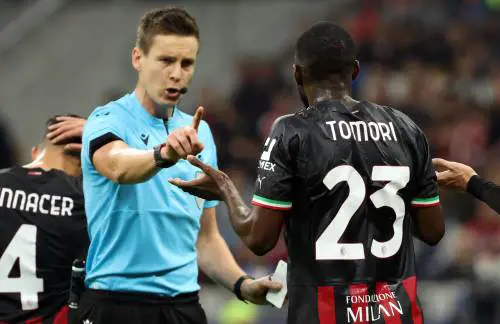 "Furto made in Uefa”: Salvini attacca l’arbitro di Milan-Chelsea