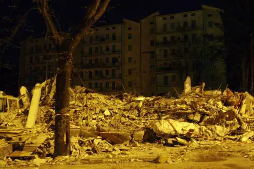 L'Aquila, insulto alle vittime: "Dormivano, colpa loro"