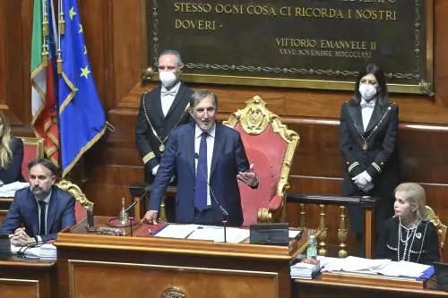 "C'è stato un accordo...". Giallo sui 17 voti in più a La Russa in Senato