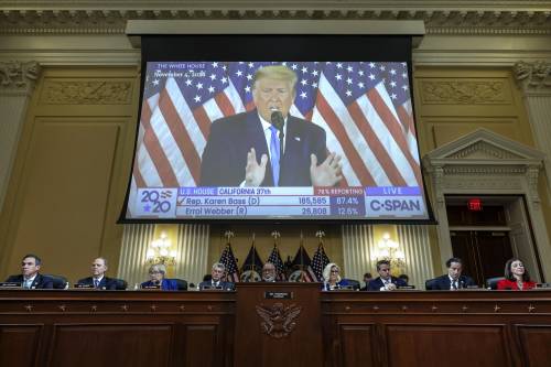 "Sapevano dell’assalto a Capitol Hill": scatta l'assedio giudiziario contro Trump