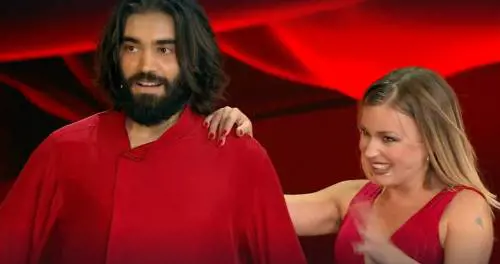 "Ma che vuole questa". Lo show della gelosia di Selvaggia Lucarelli a Ballando