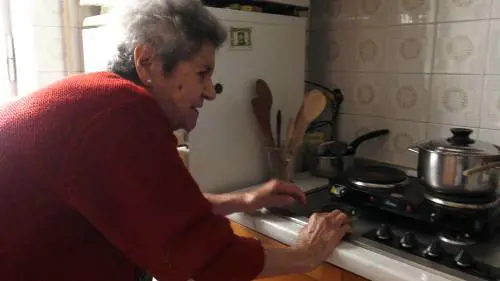 "Qui c'è il lockdown energetico...". Senza gas da quattro mesi: l'incubo nella palazzina Inps