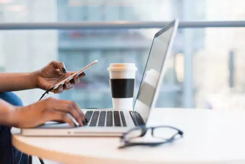Registrare una chiamata con iPhone e Android: come farlo con queste app