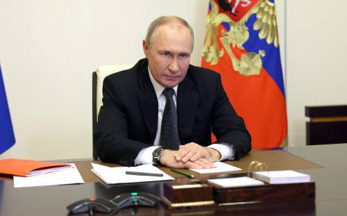 Ora Putin alza il tiro: via ai test nucleari. "C'è un alto rischio di guerra mondiale". L'attacco all'Italia