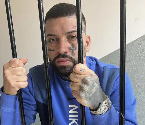 "Maresciallo, non ci prendi". Arrestato il cantante Niko Pandetta