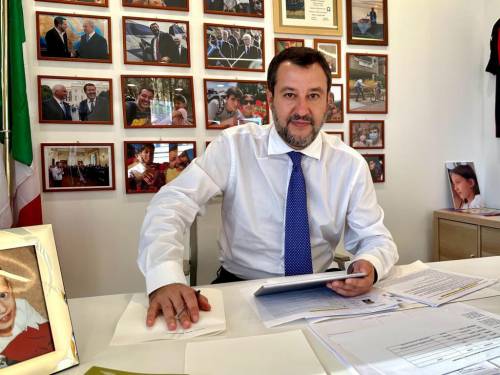 Salvini si defila ma deve cedere l'Agricoltura