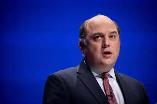 Si dimette il ministro della Difesa britannico: Sunak sceglie Grant Shapps
