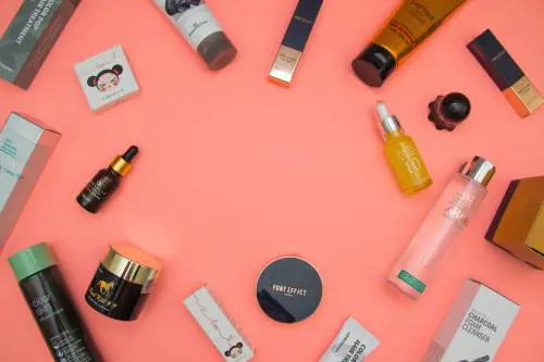 Come applicare correttamente le creme sulla pelle