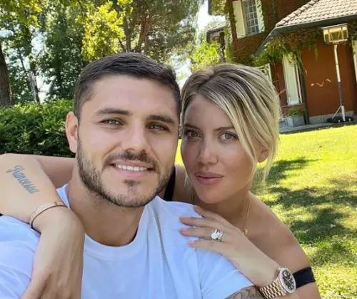"Separati", "Eppure qualche giorno fa...". Continua la guerra social tra Wanda e Icardi