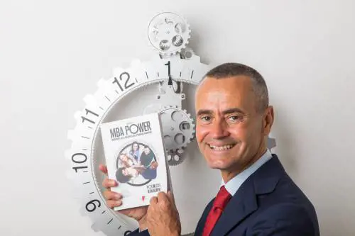 Generazione R, 101 storie di rinascita di manager