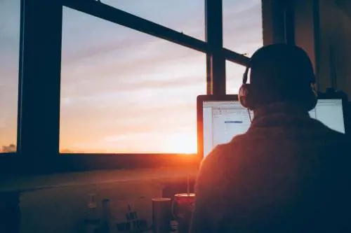 Smart working, il piano del governo per il 2023