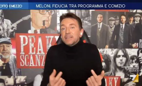 "La luna di miele durerà poco". La gufata di Scanzi sul governo Meloni