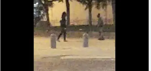 Terrore in strada: rissa fra stranieri a colpi di ascia