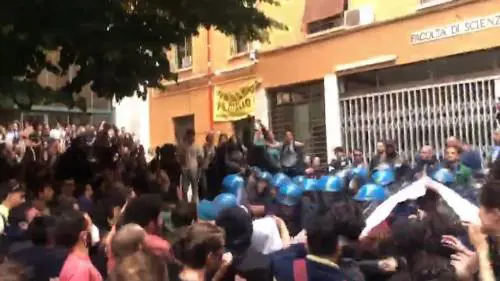 La sinistra si sta radicalizzando. Ecco i rischi che corriamo