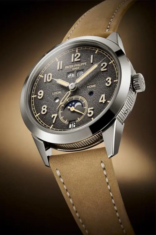 Patek Philippe, ref. 5326G, il Calendario Annuale è pronto per il viaggio