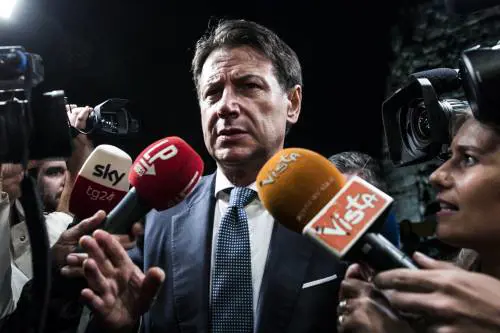 Asse Pd-M5S alle Regionali: Conte si convince (a metà) 