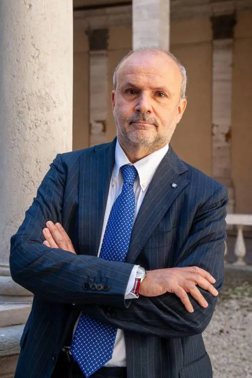 Cambio di sesso, trovate irregolarità al Careggi