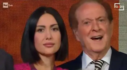 "Io vecchio porco? Non esageriamo". La replica di Memo Remigi