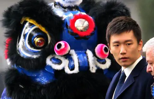 Tra debiti e futuro salvezza solo nella squadra