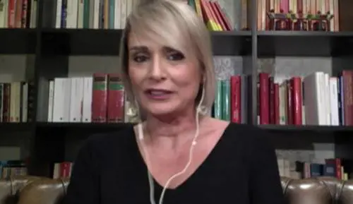 Viola all'attacco: "Meloni è il premier? Chiamerò Salvini signora"