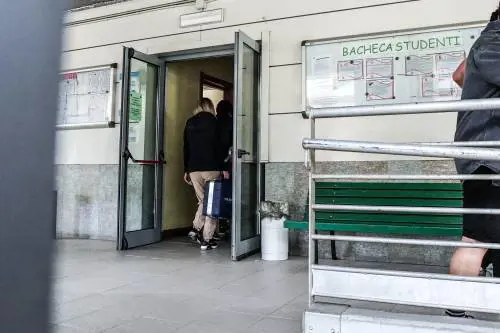 "Ha cercato di strangolarmi". Il racconto choc della studentessa stuprata