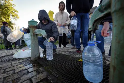 Altra pioggia di missili, Kiev al buio e senz'acqua. E trema pure la Moldavia