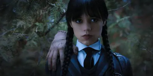 Tim Burton si dà alle serie tv: "Mercoledì svela la mia follia"