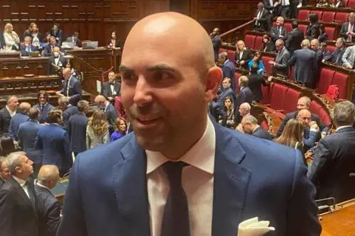 "Basta con l'ideologia green che ha fatto solo danni. Con le nuove infrastrutture rilanceremo l'economia"