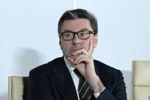 E Giorgetti vola in Germania per chiedere più unità sull'energia e misure anti-inflazione