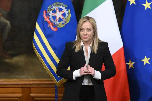 "Covid? Meloni non mente", fico secco di Concita e i Marò: quindi, oggi...
