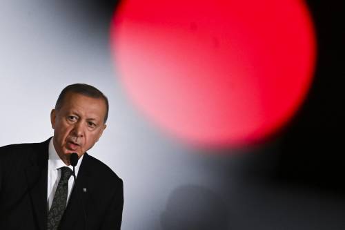 "Possiamo colpirvi coi Tayfun". Minaccia choc di Erdogan alla Grecia