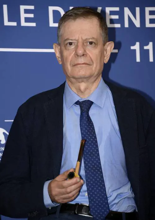 "I writer? Sono delle associazioni a delinquere"