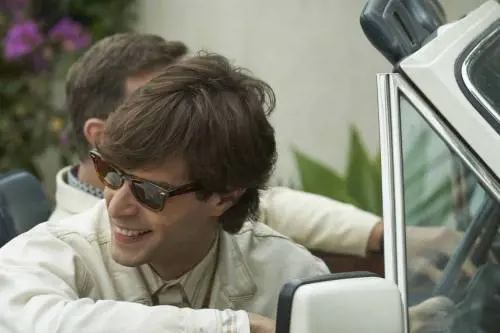 Gli eccessi e i successi di Miguel Bosé nella nuova serie tv