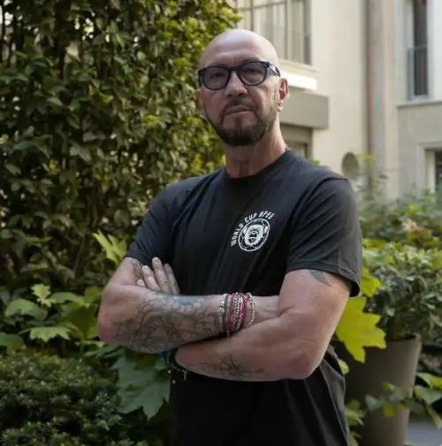 Zenga e Roberto Carlos insieme per aiutare i nuovi talenti del calcio (in tutto il mondo)