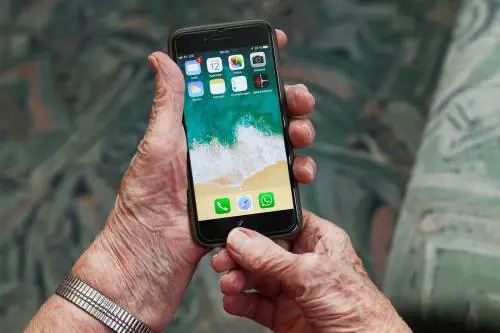 Senior e tecnologia, tutti i miti da sfatare. È in corso una rivoluzione culturale