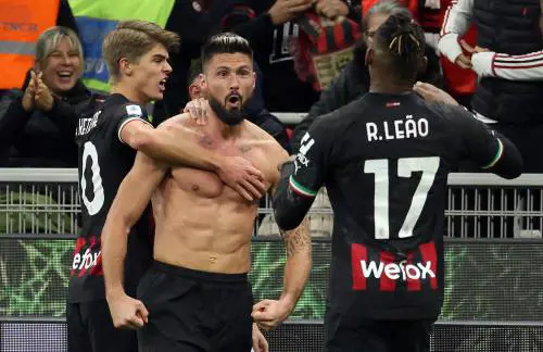 Il Giroud "descamisado". Un teenager nascosto nel campione di 36 anni
