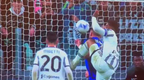 Giusto annullare il gol di Danilo in Juve-Inter? Ecco cosa dice il regolamento