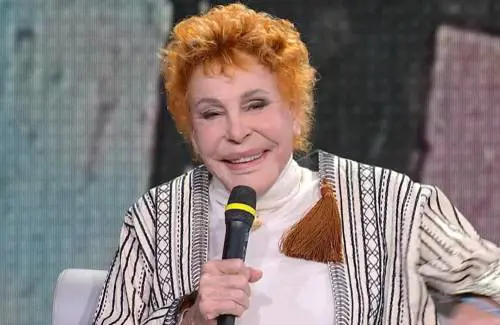 "Ho scambiato la bocca per il c...". Ornella Vanoni scatenata da Fazio