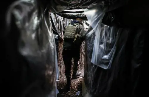 La trattativa Usa-Russia per scongiurare l'atomica. "Giusti i colloqui diretti"