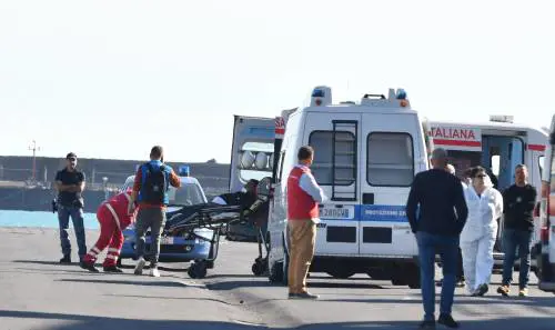 Sbarcano tutti col certificato medico. Il ricorso beffa: "Rischi psicologici"