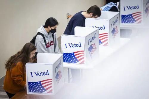 Gop avanti alla Camera, Senato in bilico: cosa succede alle midterm 