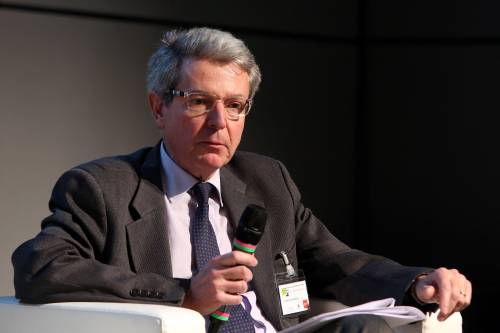 Veleni in Vaticano: "Bustarelle ai partiti"