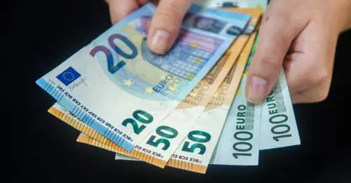 Da lunedì via all’assegno di inclusione. Ecco come richiederlo