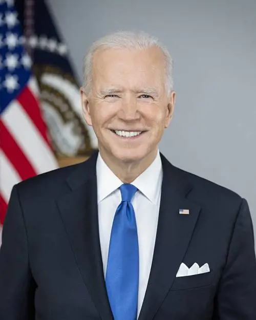 L'ennesima gaffes di Biden: confonde la Cambogia con la Colombia