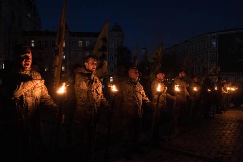 Strada a ostacoli verso la pace Kiev: Donbass libero e si tratta. Ma gli Usa: "Siate più realisti"