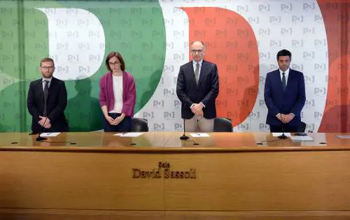 La profezia sul Pd: "Rischia la scissione"