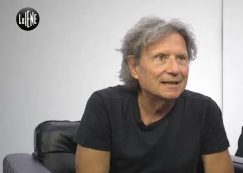 Le Iene e il caso Zaccaria, Parenti rompe il silenzio: "Sul servizio di Roberto continuo a interrogarmi"