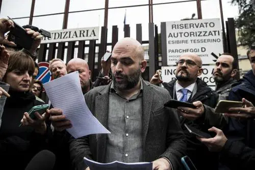 Saviano e la carovana dei radical chic anti Meloni